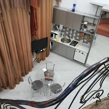 Двухуровневая Студия В Историческом Центре Apartment *